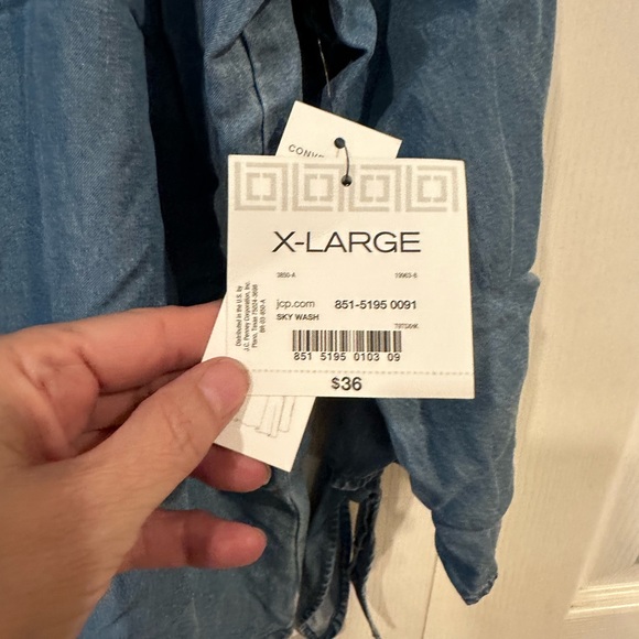 Liz Claiborne chambray shirt XL - Picture 3 of 3